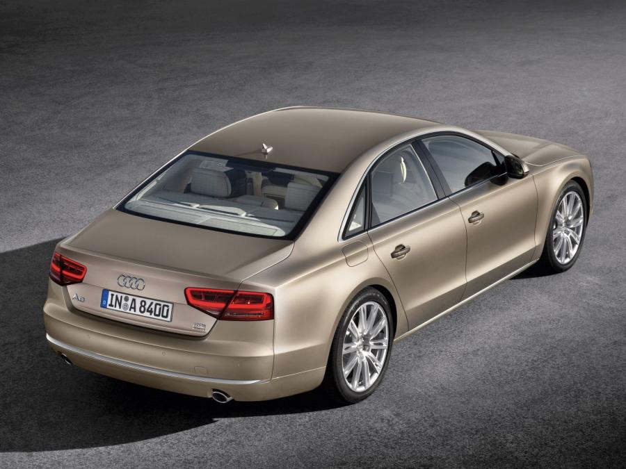  Audi A8 4.2 FSI Quattro (D4) 2010 года  (WW) (фото 13 из 30)